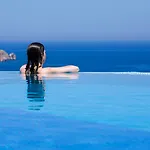 Yria Island Boutique & Parasporos