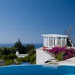 فندق Yria Island Boutique & 5*