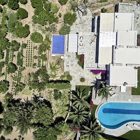 Hotel Yria Island Boutique & Spa 5*