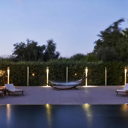 Yria Island Boutique & Spa 5* Parasporos
