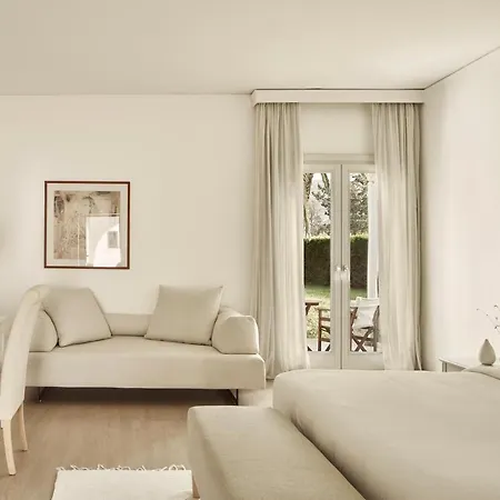 Hotel Yria Island Boutique & Spa Parasporos