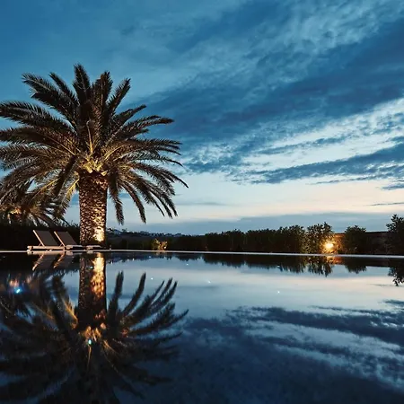 Hotel Yria Island Boutique & Spa Parasporos