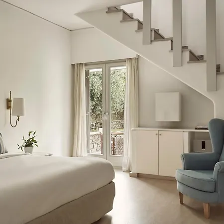 Yria Island Boutique & Spa Hotel 5*