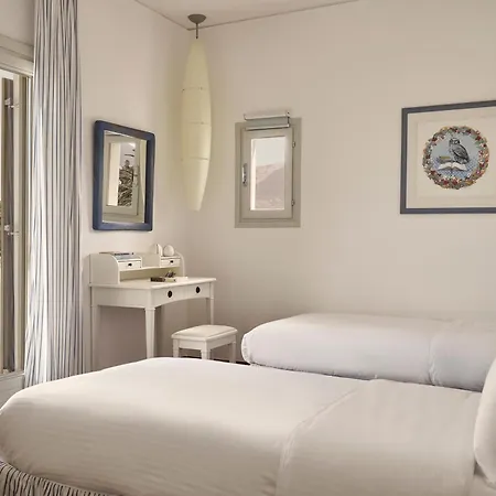 Yria Island Boutique & Spa Parasporos