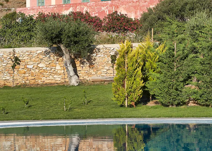 Отель Yria Island Boutique &