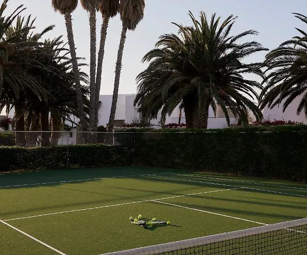 Отель Yria Island Boutique & 5*