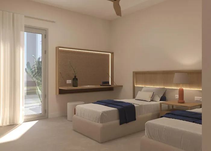 Отель Yria Island Boutique & Параспорос