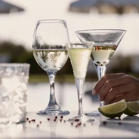 Hotel Yria Island Boutique & 5*