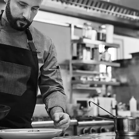 Yria Island Boutique & Hotel