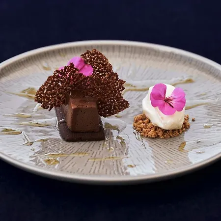 Yria Island Boutique &