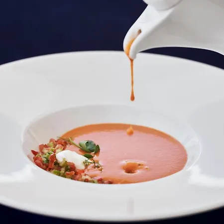 Yria Island Boutique & 5*