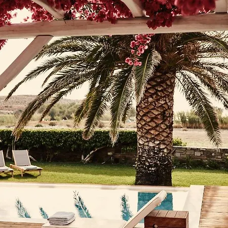 Yria Island Boutique & 5*