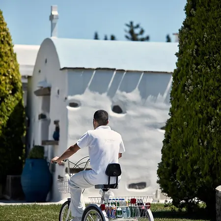 Yria Island Boutique & Hotel 5*