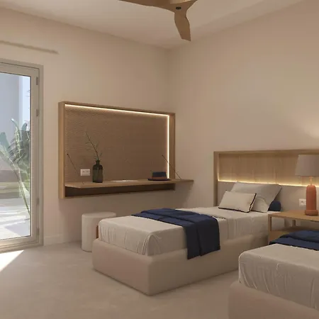 Hotel Yria Island Boutique & Parasporos