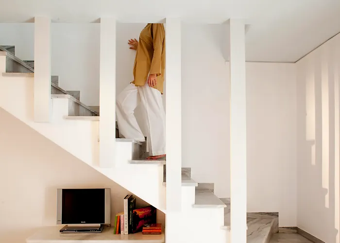 Yria Island Boutique & Hotel