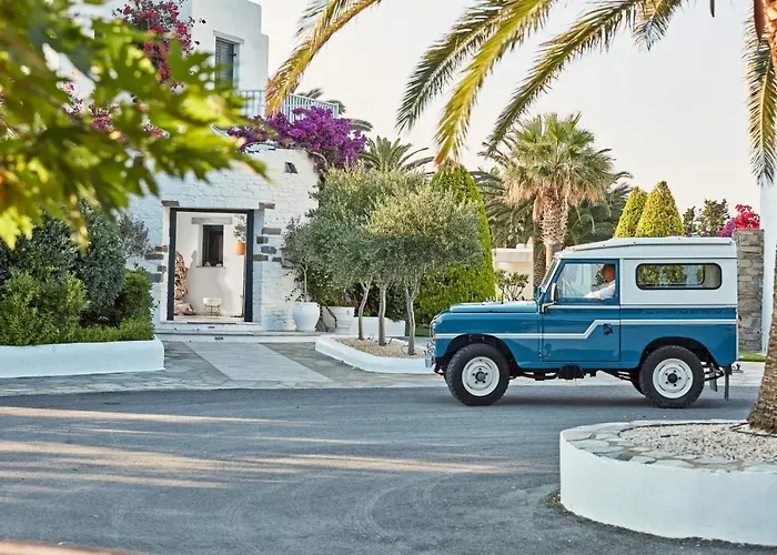 Yria Island Boutique & Parasporos