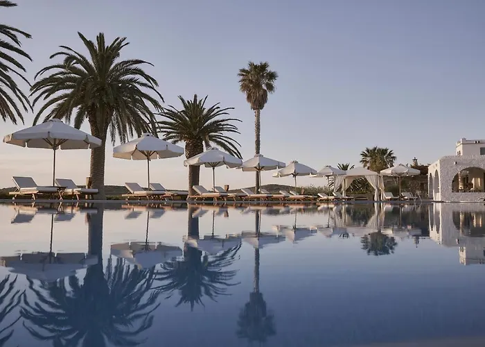 Yria Island Boutique & Parasporos