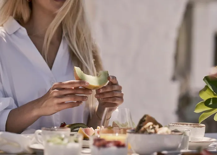 Yria Island Boutique & Hotel