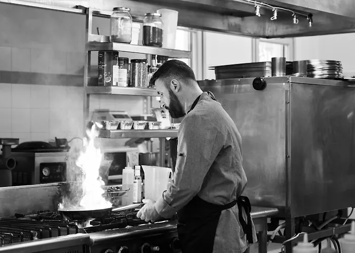 Yria Island Boutique & 5*